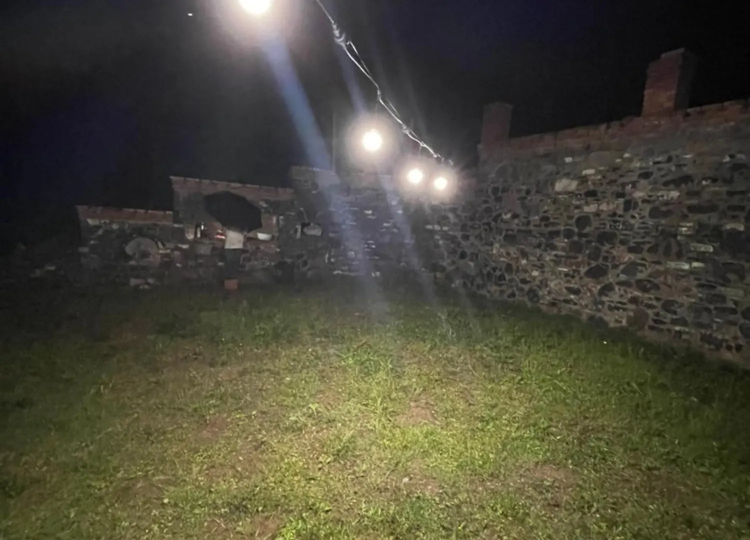 מלון Librazhet Nia'S Farm בית הארחה